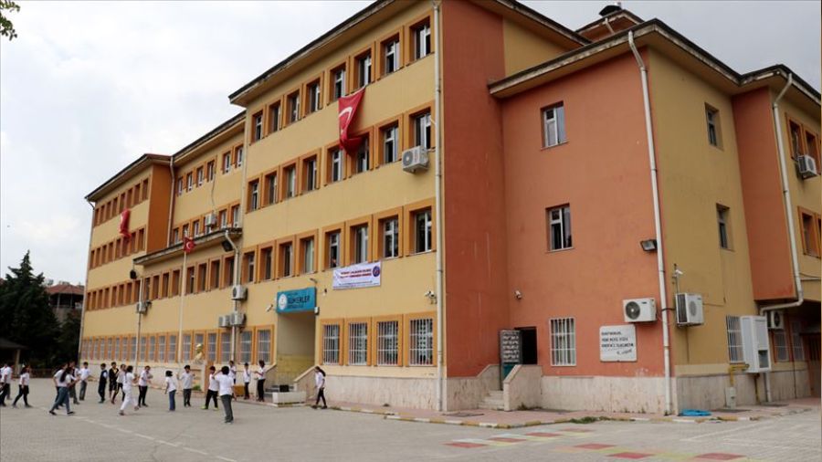 Okullarda teneff�slerden biri en az 20 dakika olacak