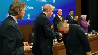 3 belediye ba�kan� AKP'ye ge�ti 