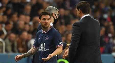 Şampiyon PSG hocası ile yollarını ayırıyor