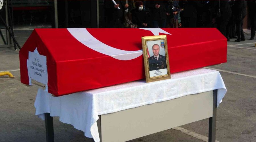 Silahından çıkan kurşunla yaralanan asker hayatını kaybetti