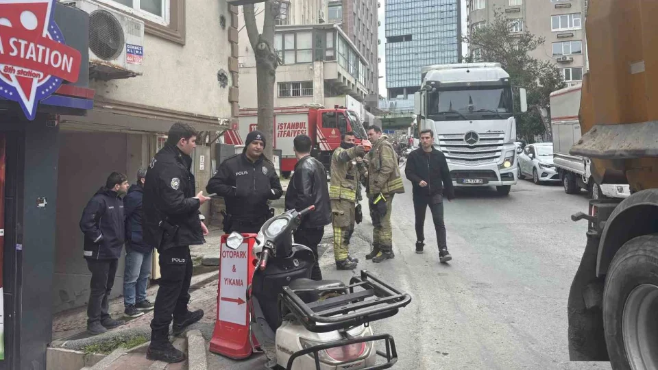 �i�li'de pizzac�da korkutan yang�n