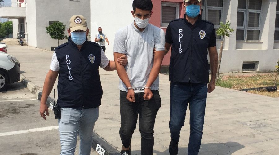 Sokak köpeğinden korktuğu için kaynar su dökmüş