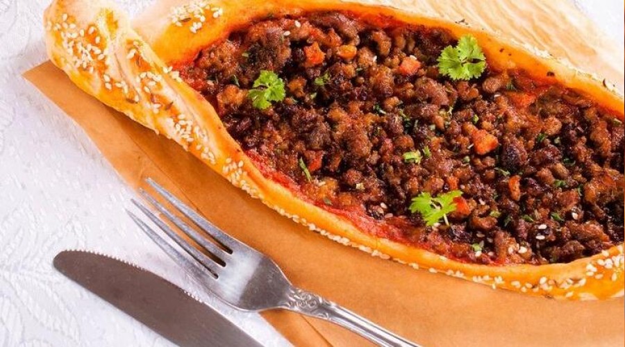 Yerli turistler en fazla 'yeme ve i�me'ye harcad�