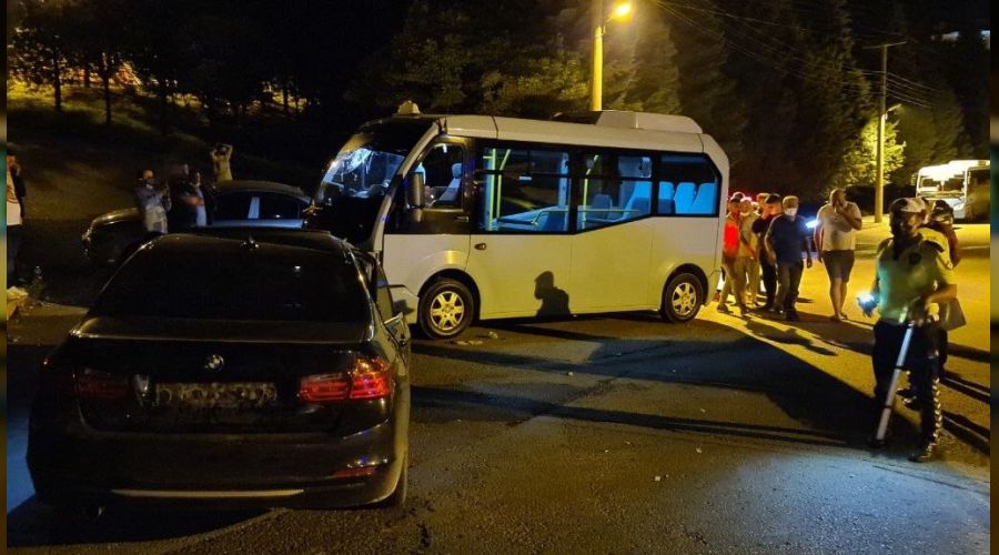 Yolcu minibs otomobille apt