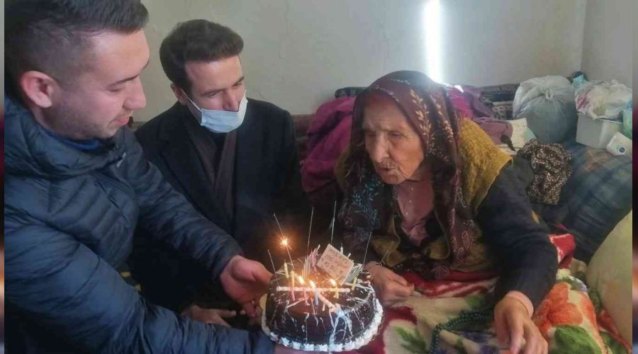 20 yıl önce selası verildi, bugün 121. yaşını kutladı