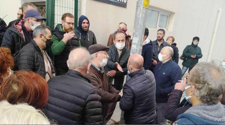 688 dairenin olduu sitede koltuk sava