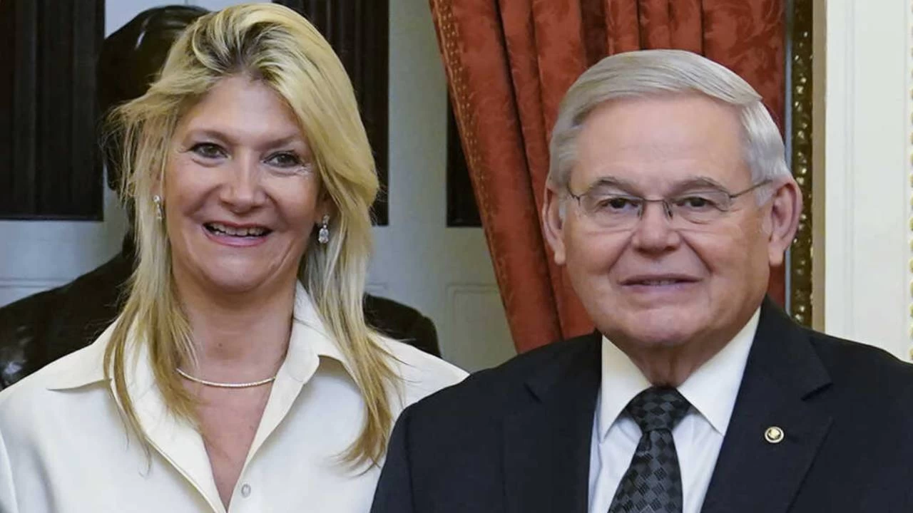 ABD'li Senatör Menendez hakkında yeni rüşvet suçlaması