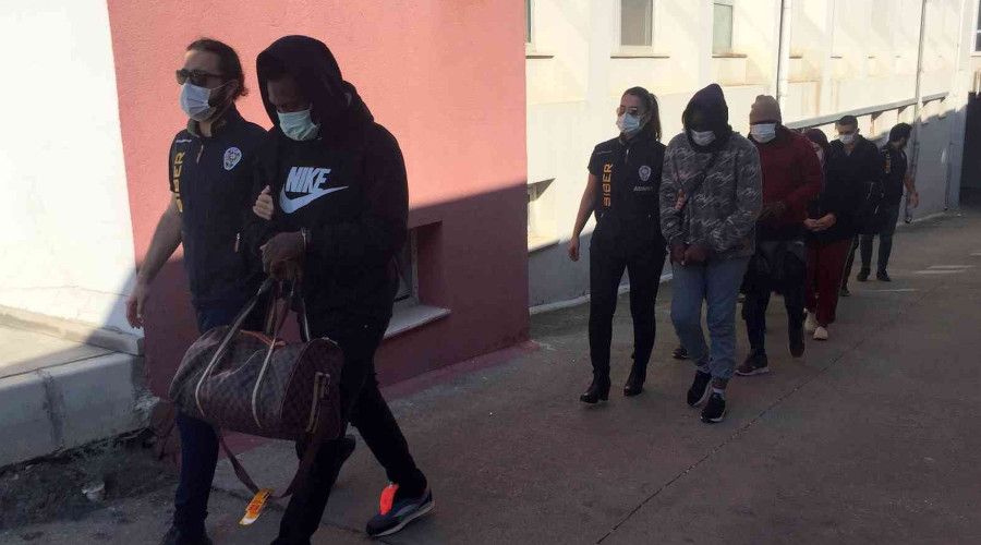 Adana siber polisi uluslararas� doland�r�c�l�k �ebekesini bitirdi