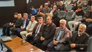 Amasya'da Prof. Dr. Haydar Ba� fikirleriyle an�ld�