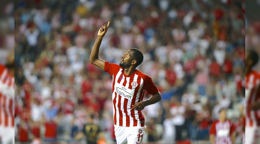 Antalyaspor'da iki ayrılık