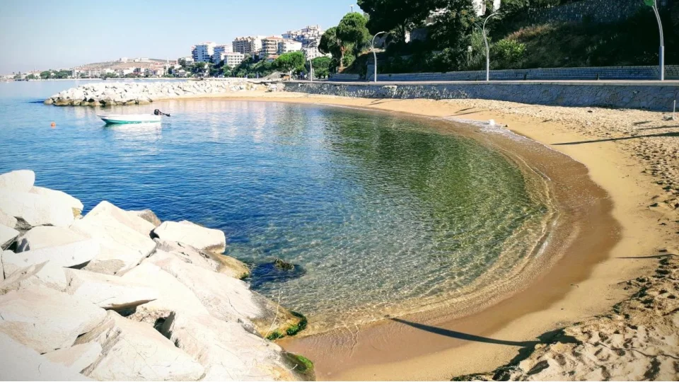 Armutlu Sahili: Marmara'n�n k�y�s�nda hem sakinlik hem de canl�l�k sunar