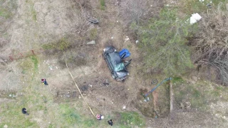 Bayram tatili yolunda feci kaza: 1 �l�, 4 yaral�