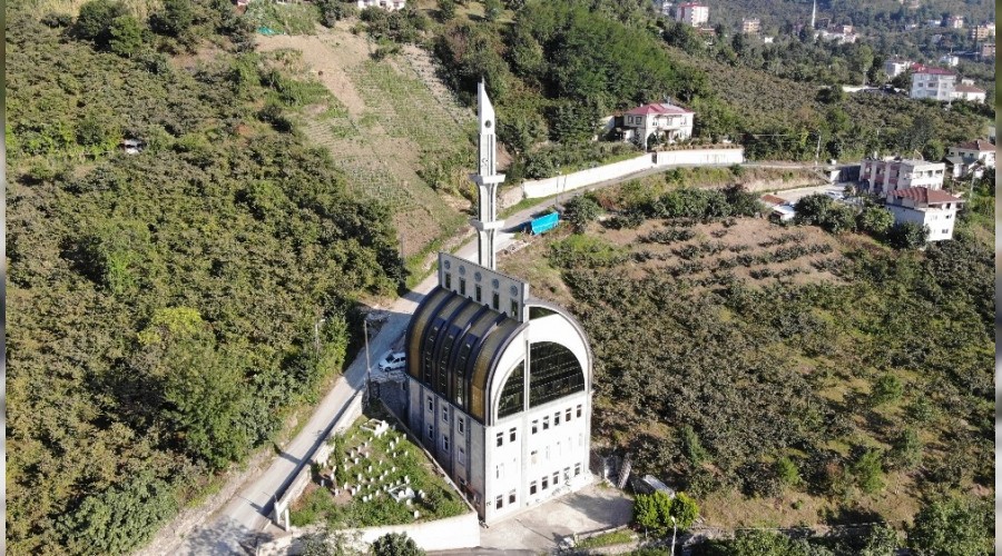 Bu caminin bir benzeri daha yok