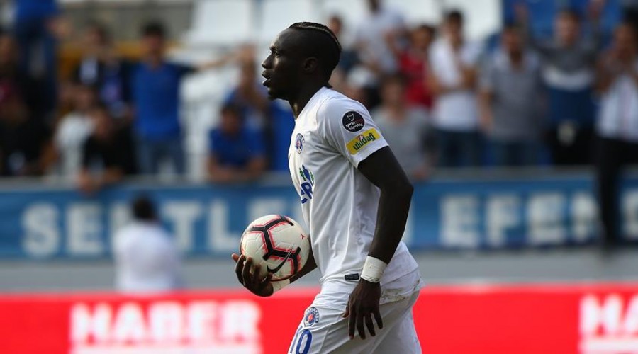 Diagne golcüleri solladı