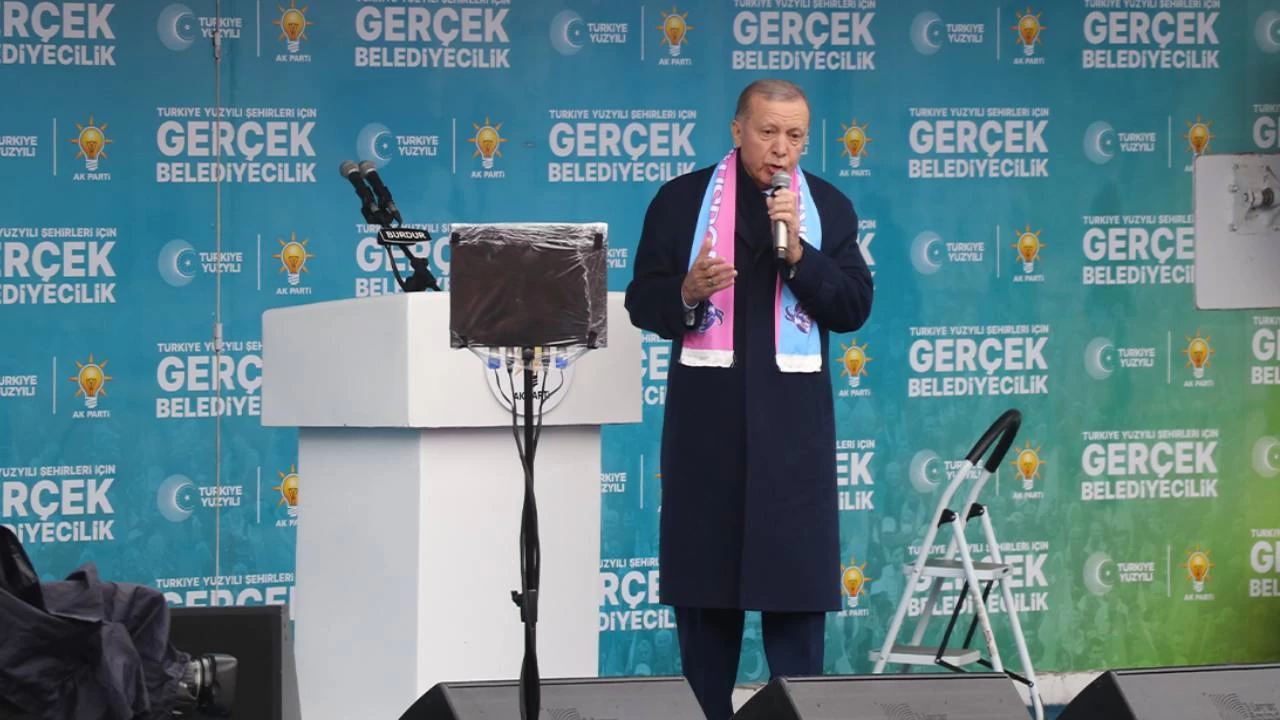 Erdo�an'dan �zel'in 'darbe' ��k���na tepki: B�raks�n darbe �ak�ak��l���n�