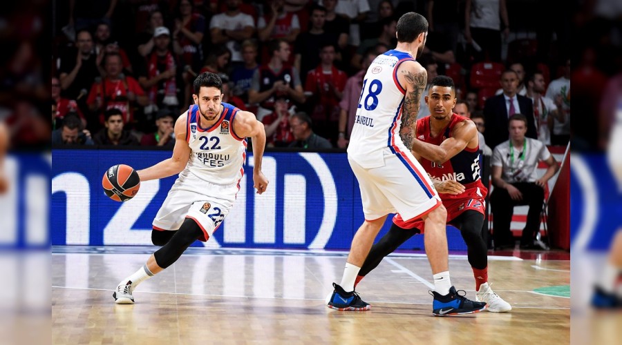 �kinci yar�y� Bayern'le a��yor