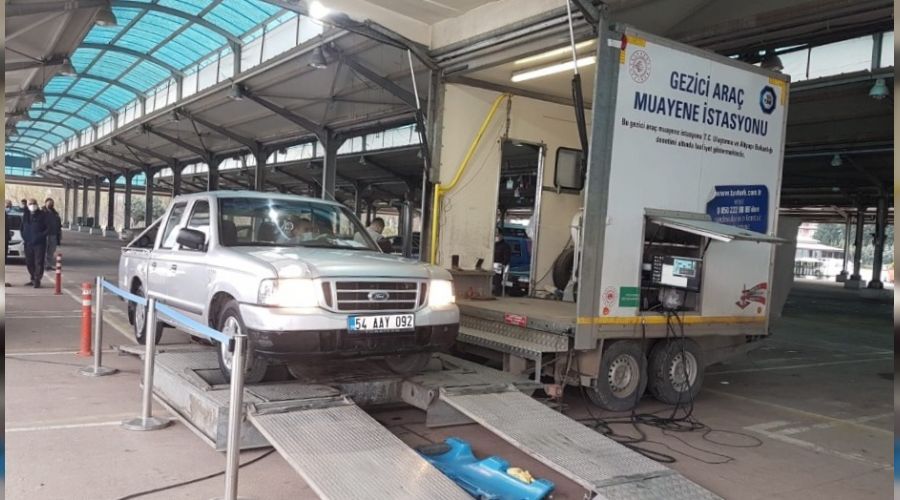 �l�e il�e gezen istasyonda ara�lar muayene ediliyor