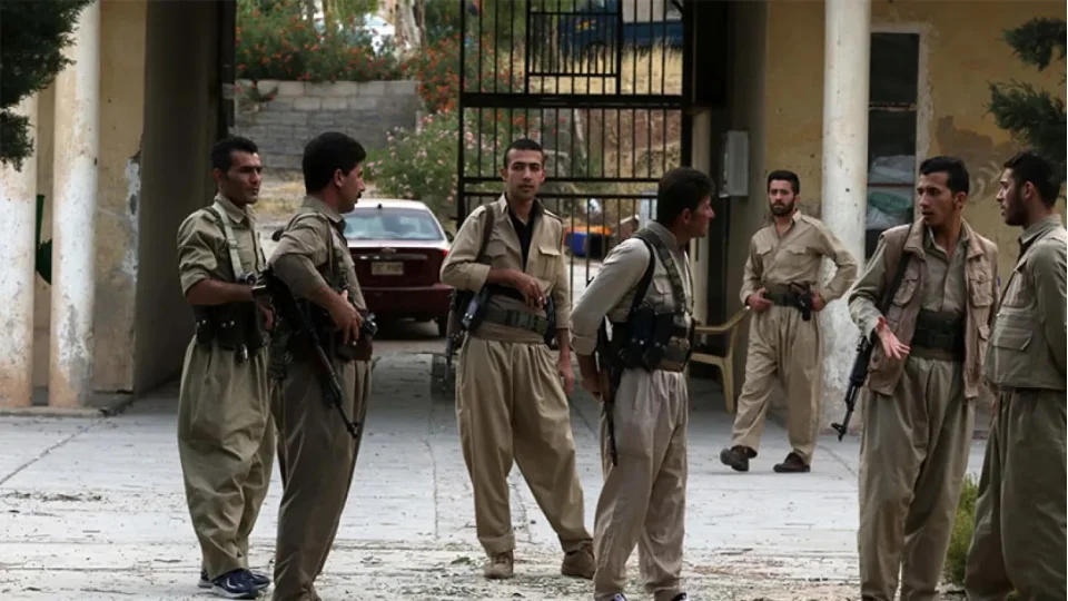 �ran, Irak'taki muhalif K�rt gruplar� hedef ald� 