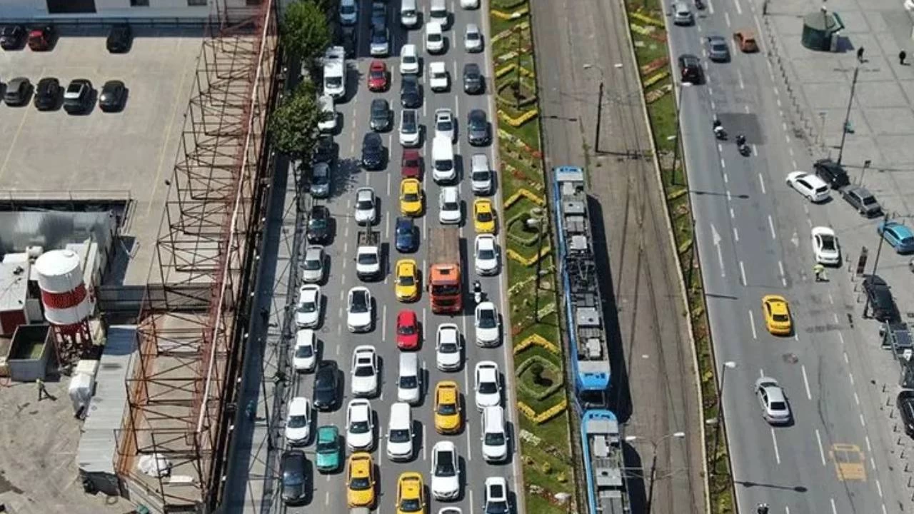 �stanbul'da iki il�eye otomobille giri� �cretli olacak