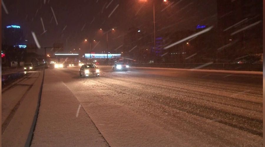 stanbul'da kar yeniden balad