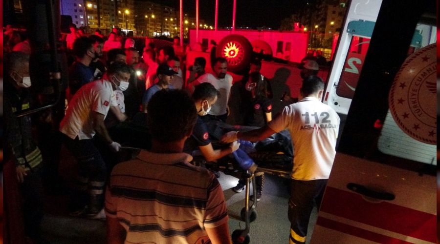 Kendi arac�n�n alt�nda can verdi