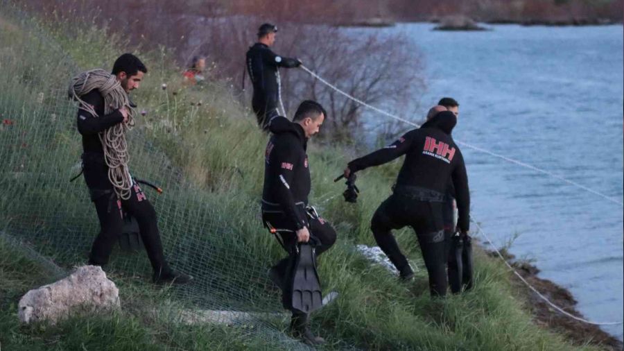 Kızılırmak'ta kaybolan genç bulunamadı