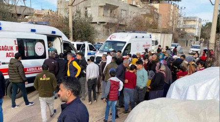 Kontrolden kan otomobil rencilerin arasna dald: 11 yaral