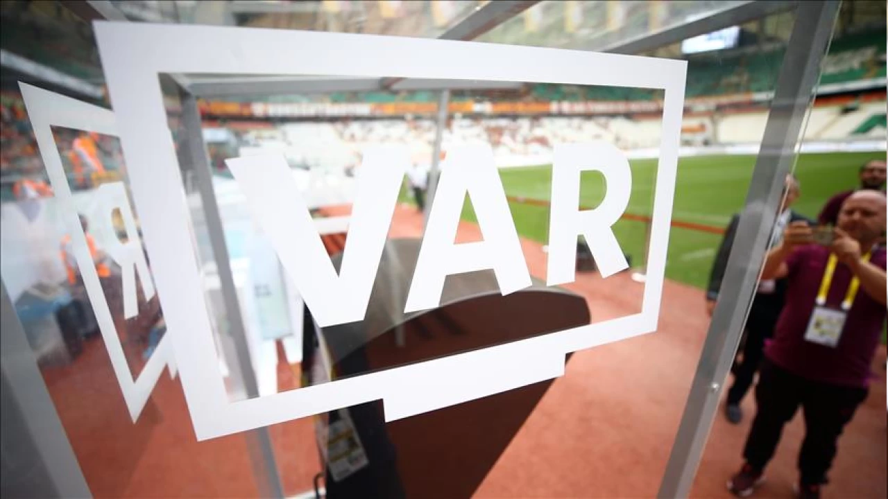 Kritik maçlar için VAR'a ek görevli