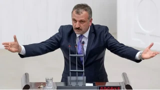 Oktay Saral istifasını duyurdu