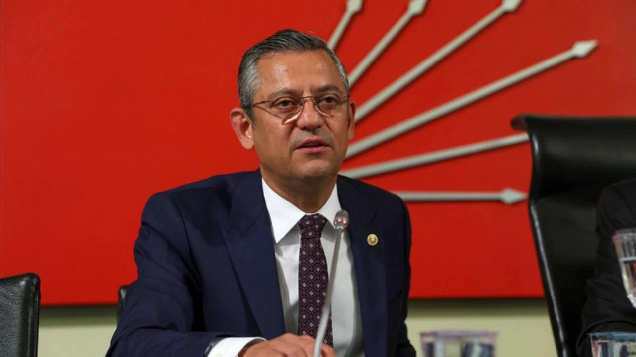 Özgür Özel: Kimseyi “değişimci” diye ödüllendirmedim, özel kalemim Alevi