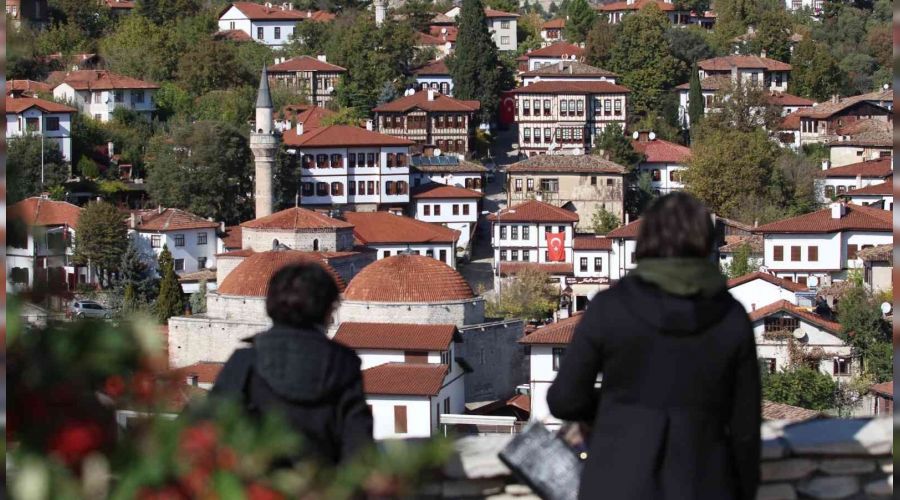 Safranbolu'yu 10 ayda 412 bin 848 turist ziyaret etti