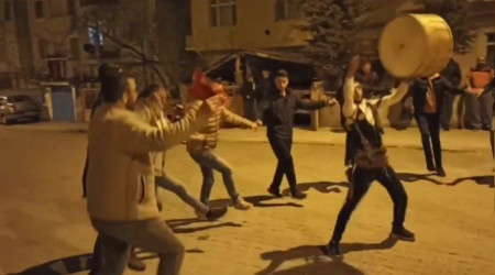 Sahur vakti halay çektiler