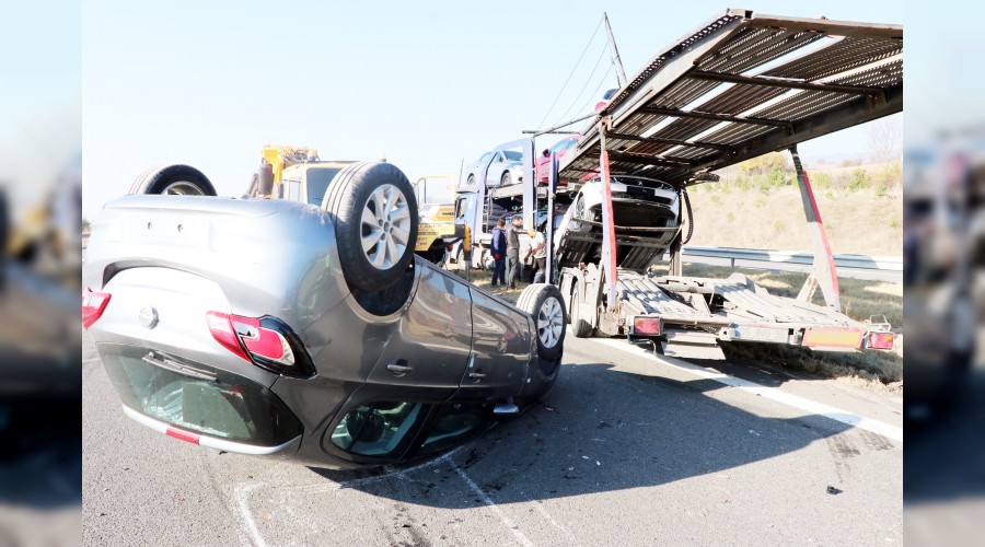 Sıfır otomobiller hurdaya döndü
