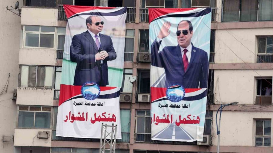 Sisi, Aralık ayındaki cumhurbaşkanlığı seçimlerinde aday olacak