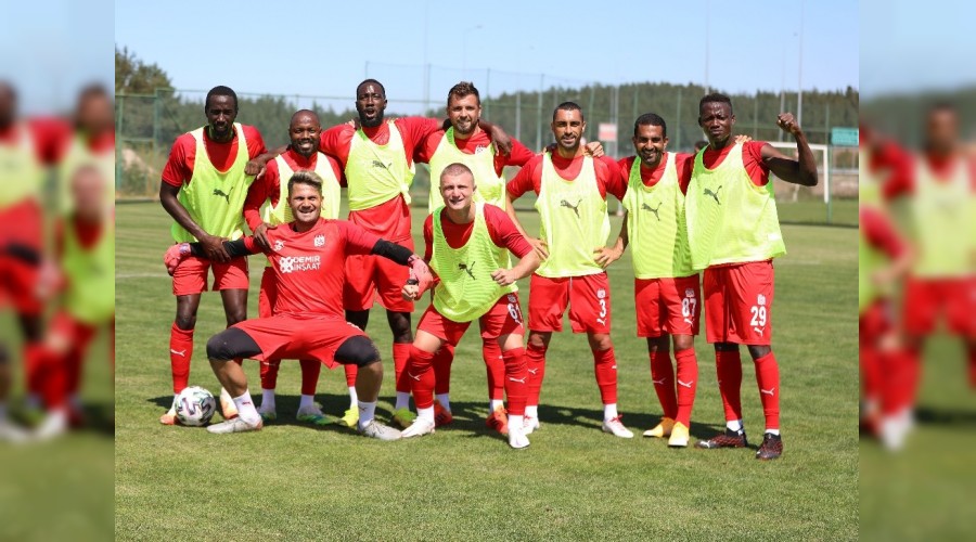 Sivasspor, Bolu'dan d�n�yor