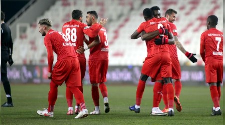 Sivasspor tam kadro stanbul'da