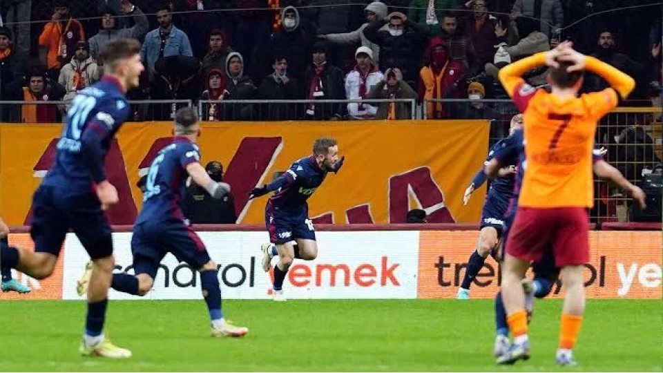 Trabzon'da 54'c� kar��la�ma