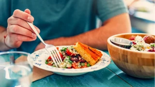 Vegan beslenmede vitamin tuza��: B12 eksikli�ine dikkat!