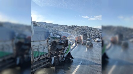 Zincir takan otobse kamyon arpt