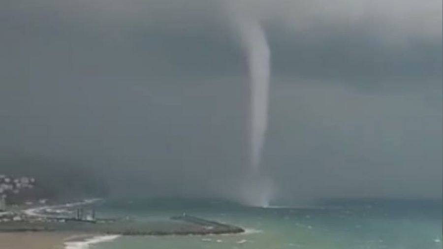 Zonguldak'ta hortum paniği