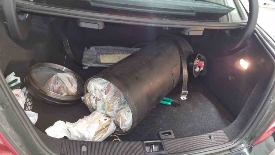 522 bin Euro'yu oto gaz silindir t�p�ne doldurmu�