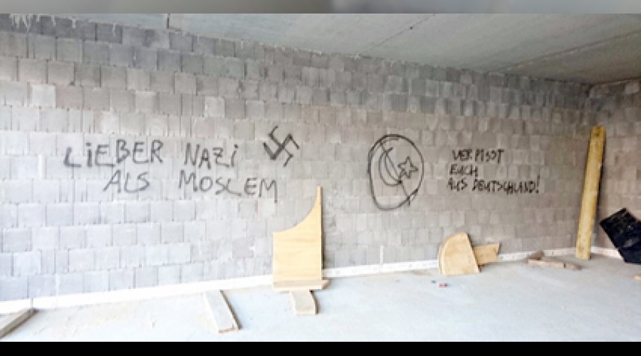 Almanya'da M�sl�manlar endi�eli