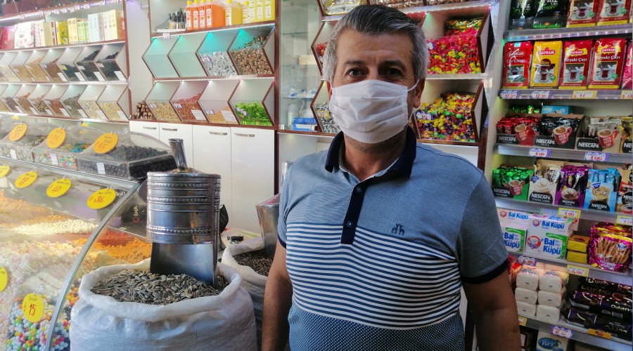 Aşurelik malzemeler elde kaldı