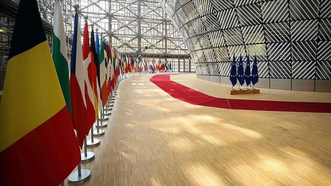 Avrupa Birli�i'nden g��men karar�