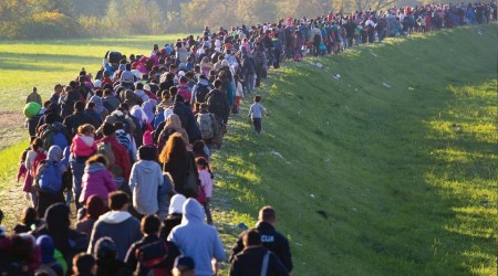 Avrupa'ya iltica başvuruları arttı