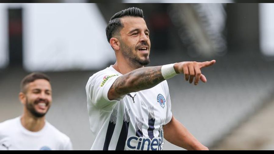 Aytaç attığı gollerle Paşa'yı sırtlıyor