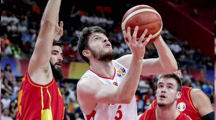 Basketbolda Karadağ’ı yendik