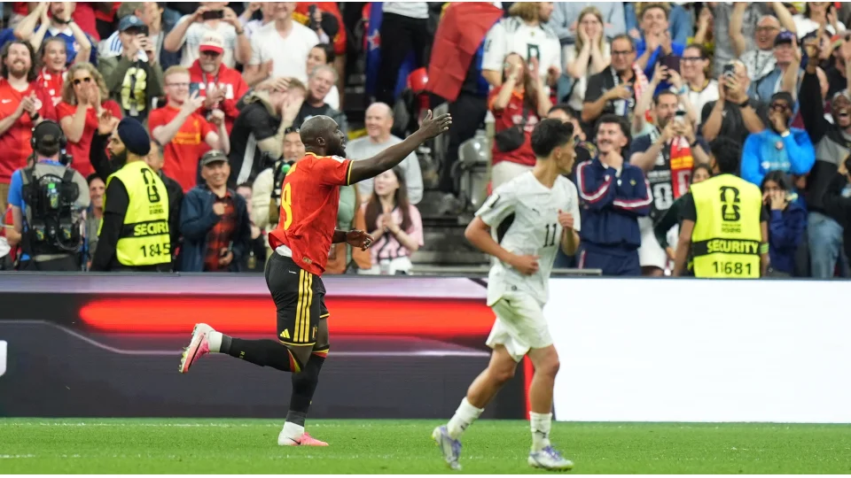 Bel�ika, Yeni Zelanda'y� gol ya�muruna tuttu