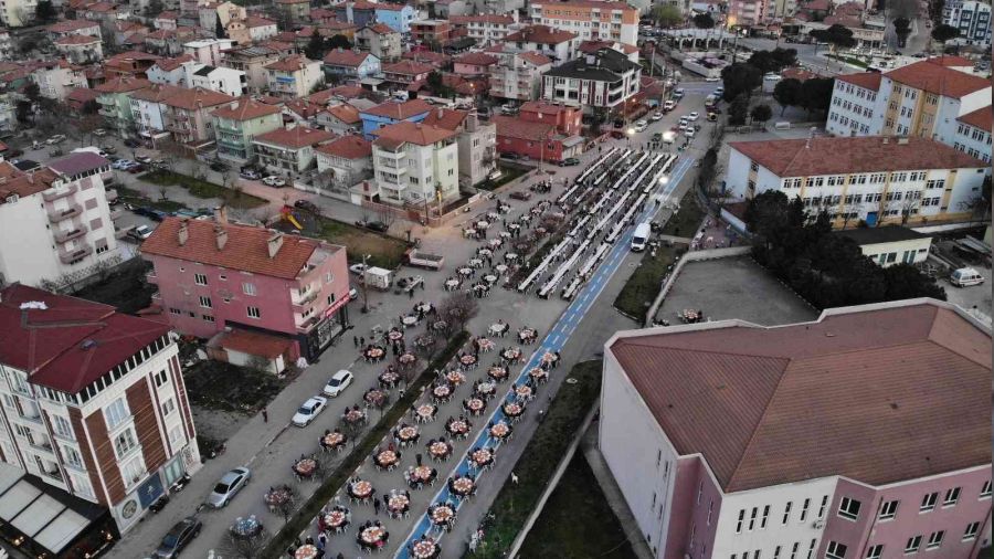 Bigadiç'te sirenler çalıyor