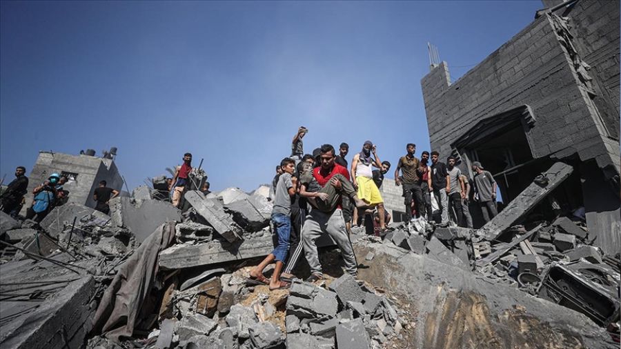 BM: Gazze'de güvenli olması gereken yerlerde bile yoğun bombardıman devam ediyor